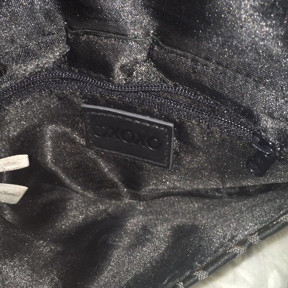 🖤BLACK XOXO CLUCTH/WRISTLET🖤 - Picture 7 of 8